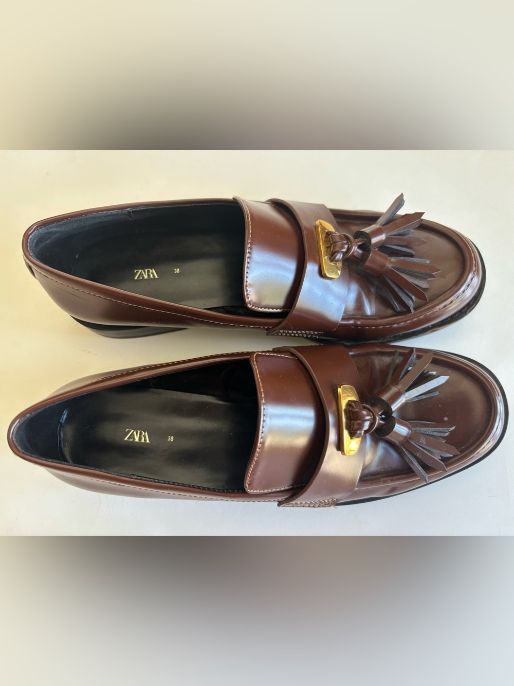 Zara Loafers - Women’s Brown, Flat, Loafers w/Tassels. Size 38 EU - Size 7.5 US